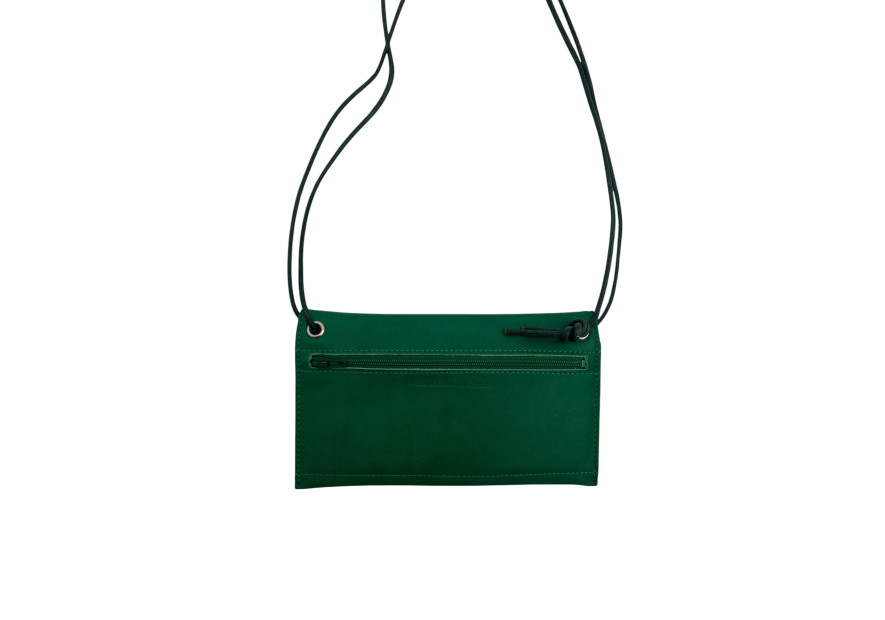 Les Ateliers Foures B98 - CUIR DE VACHETTE - PERROQU les ateliers foures-baroudeuse-pochette nomade tel Sac business